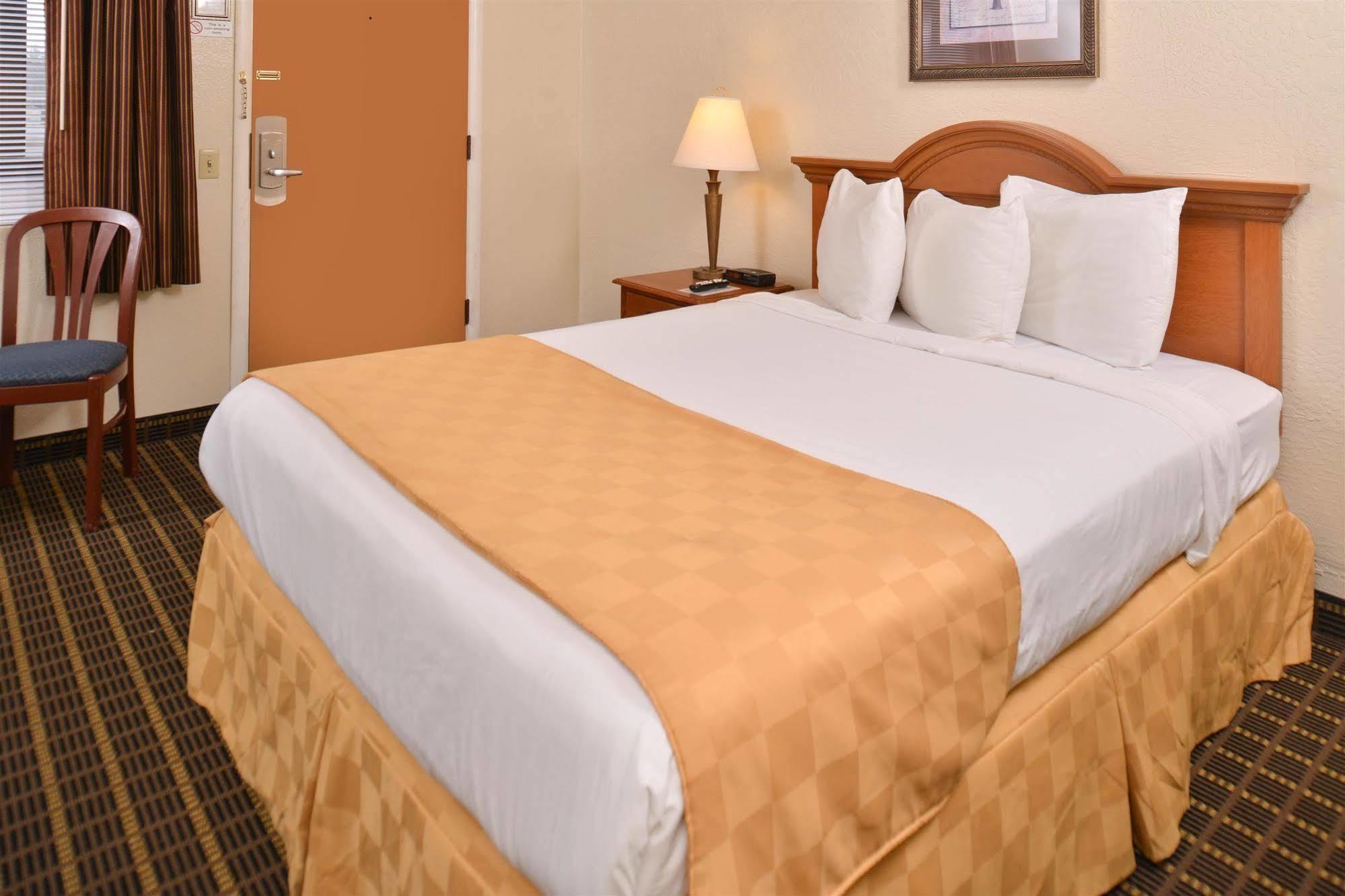 North Coast Inn クレセントシティ エクステリア 写真